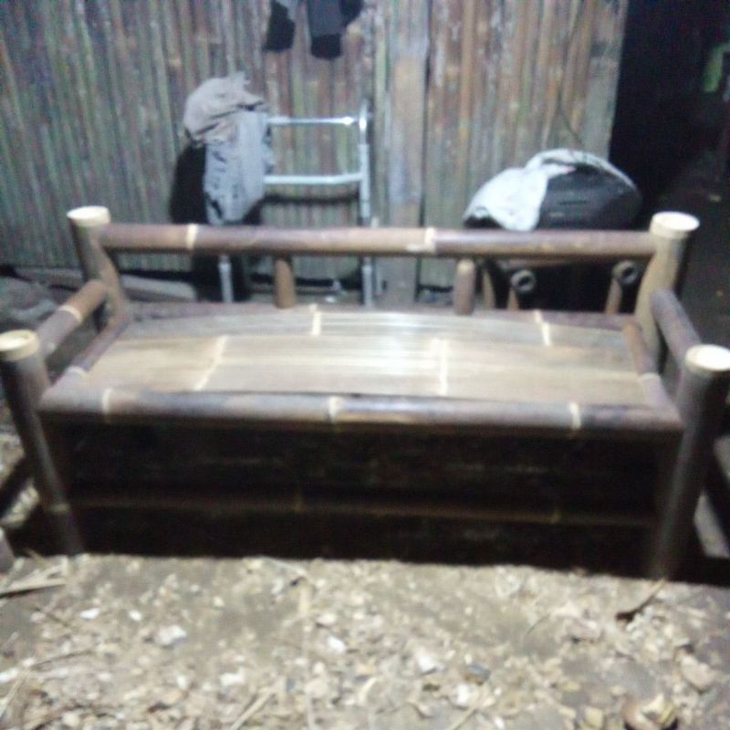 kursi bambu santai