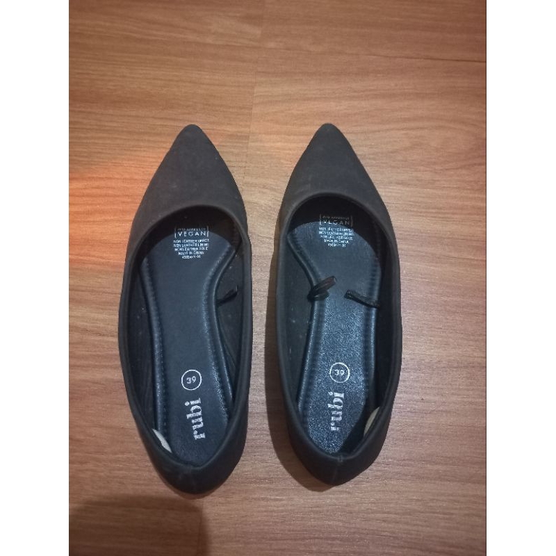 (PRELOVED) Flatshoes Rubi