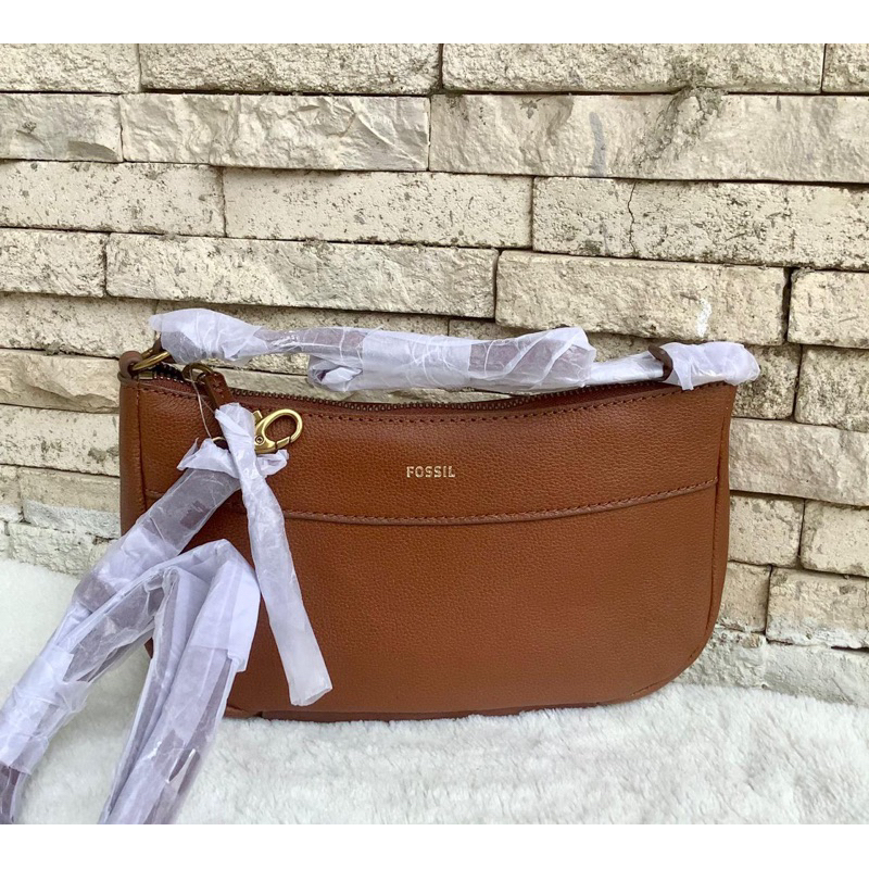 Fossl Skylar Mini Baguette in Brown