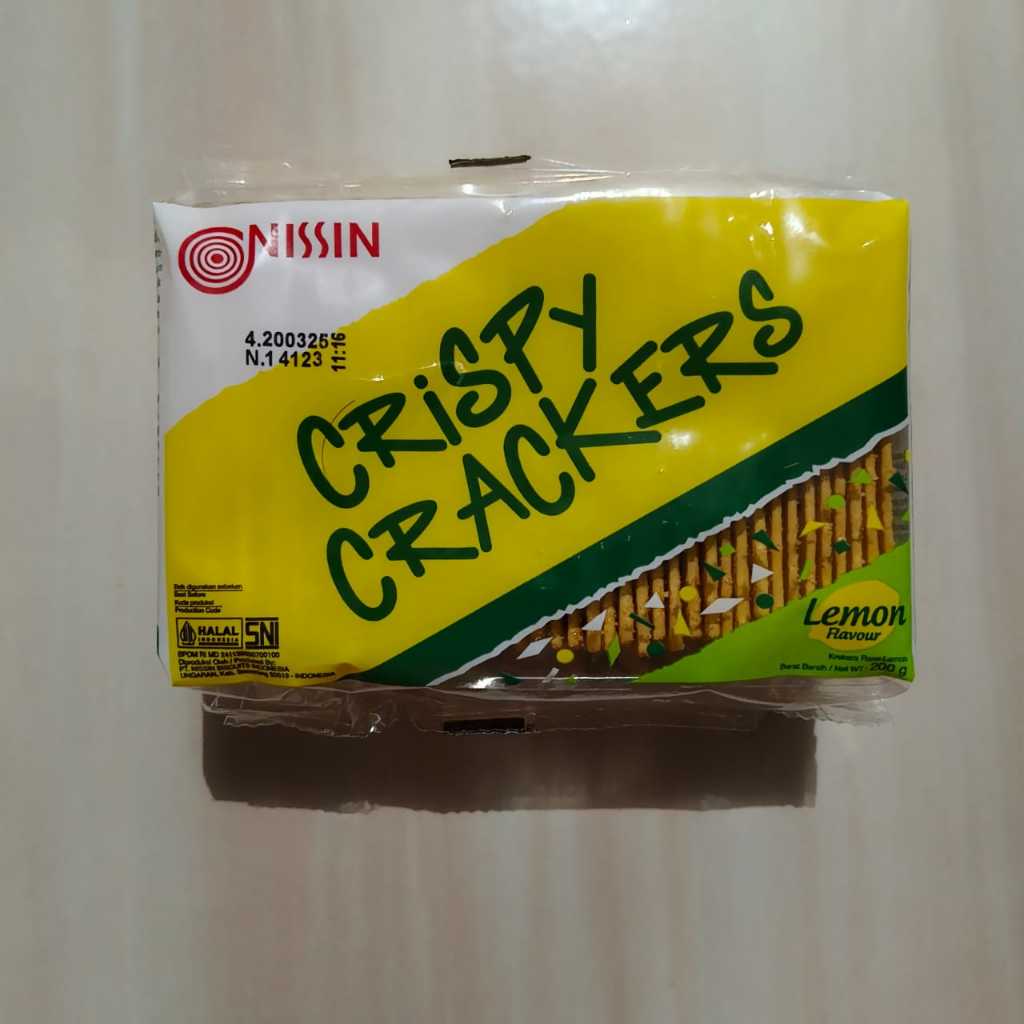 

Nissin Crispy Crackers LEMON 200gr