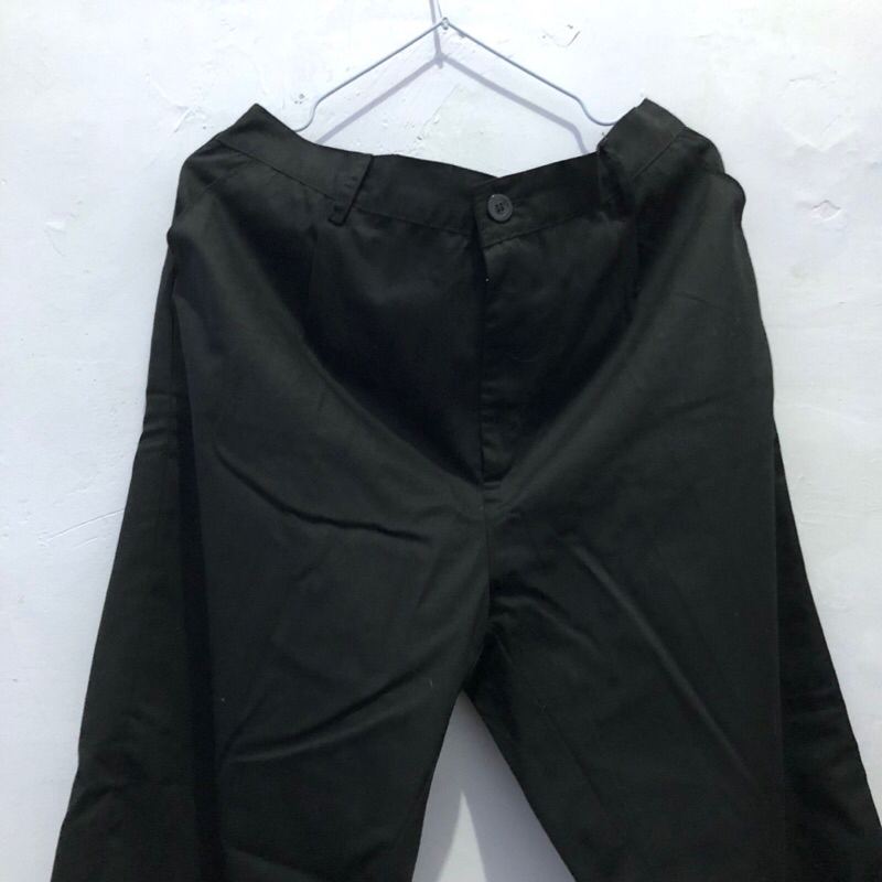 Preloved - Celana kain hitam polos bahan katun