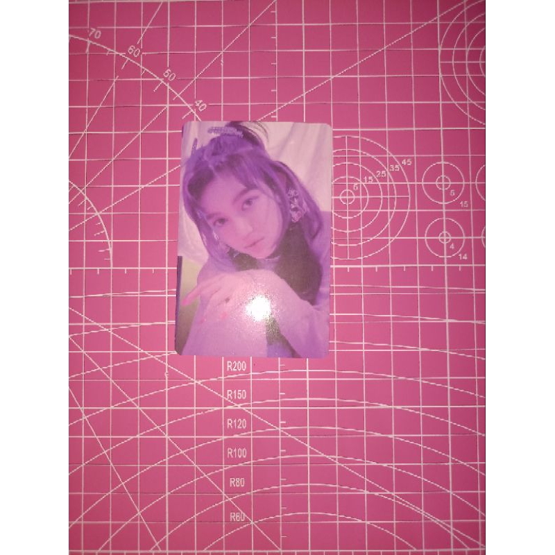 

Photocard danielle official