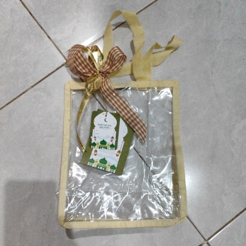 

Extra Packaging For Hampers