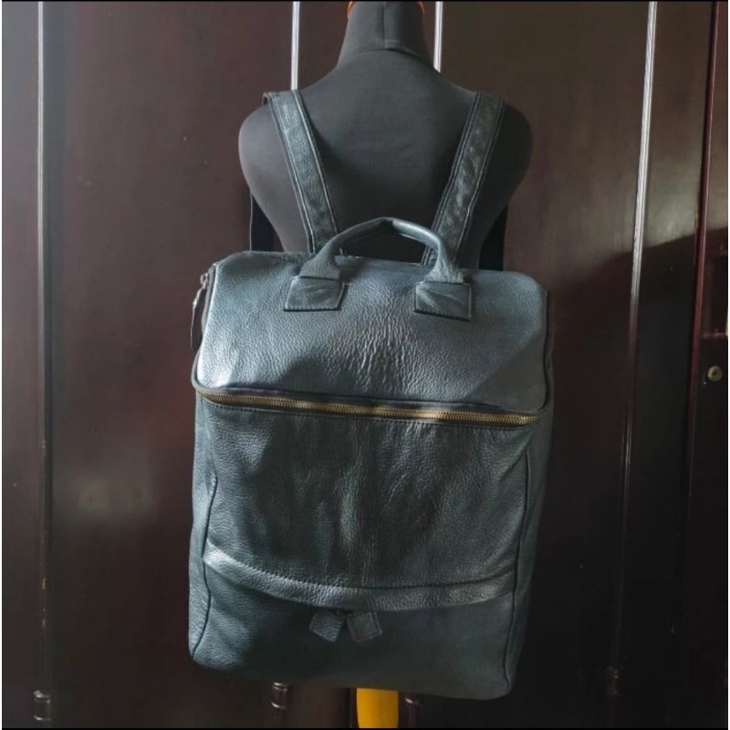 Backpack/Tas Ransel Kulit Asli (Genuine Leather)  J E R I S E  Black Preloved/second