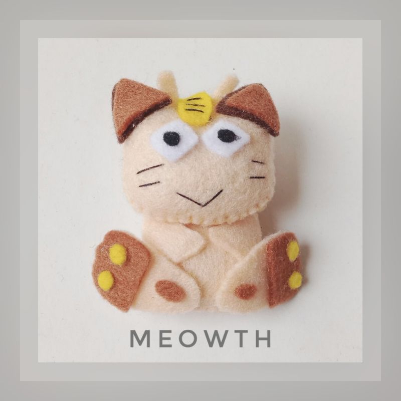 gantungan kunci / magnet kulkas  flanel meowth