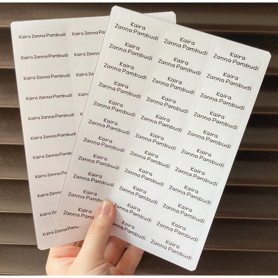 

Label Nama White 1.2x3.8cm SHETICKER (PO 3 HARI)