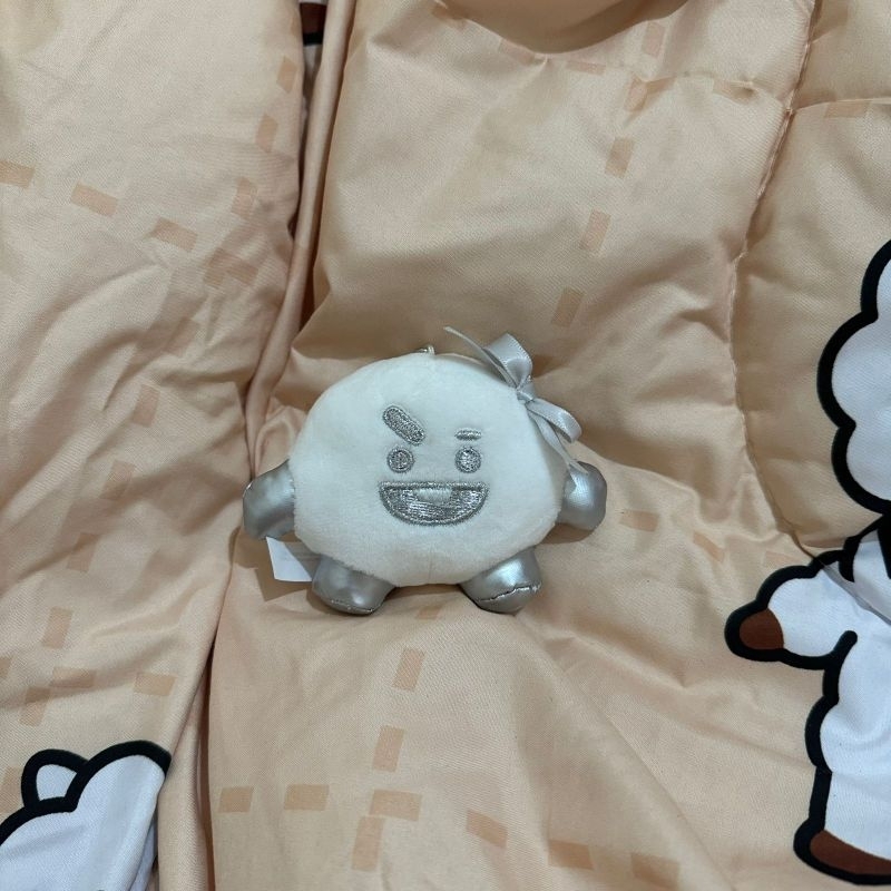BT21 shooky silver edition official keyring