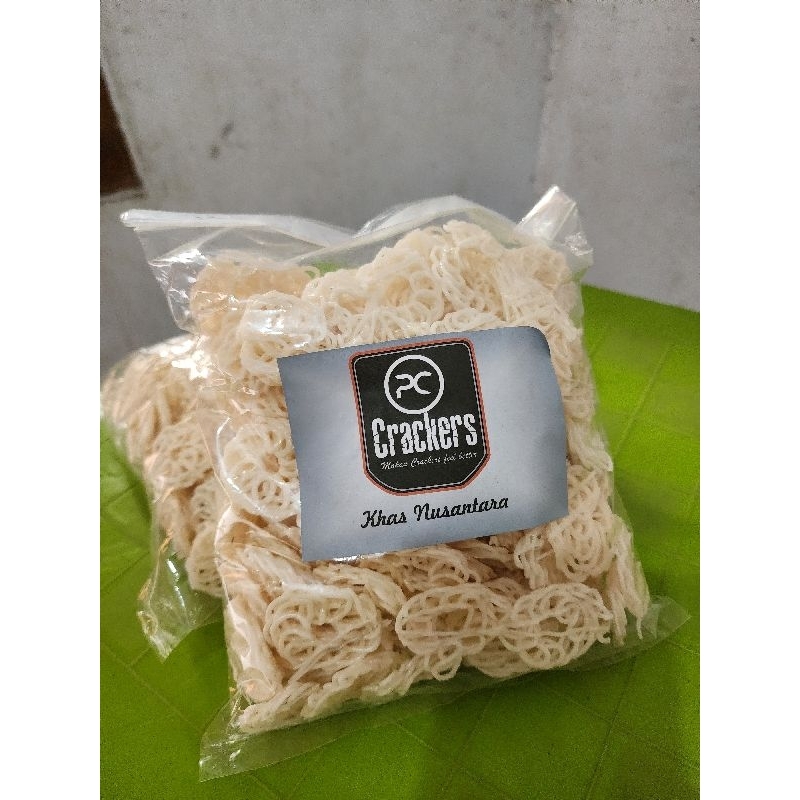 

Kerupuk Mentah Mawar Putih sedang (PM) Kemasan 500 Gram.