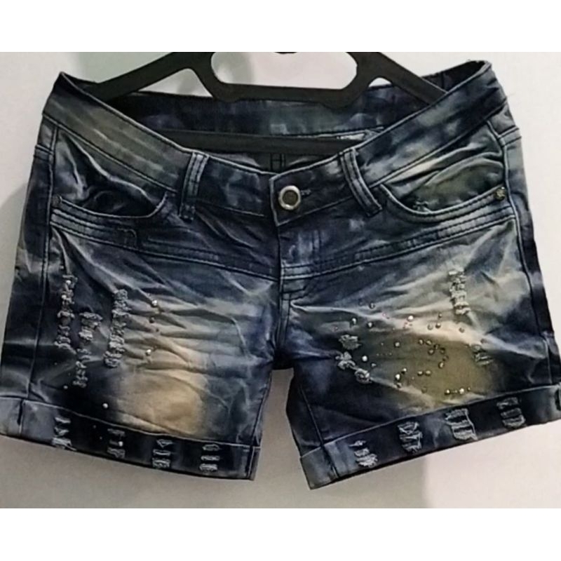 celana pendek second