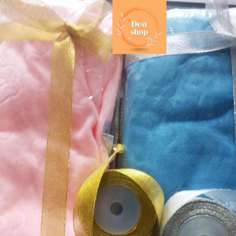 

plastik mika tebal bingkisan 22.5*35 cm, 26*36 cm