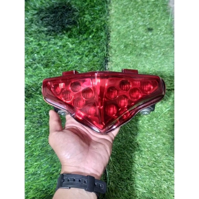 lampu stop lampu belakang kawasaki er6n er6f original copotan