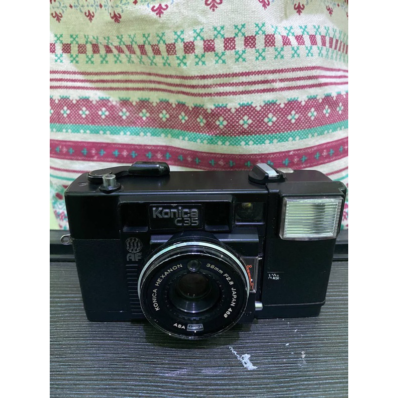 Kamera Analog Konica C35AF