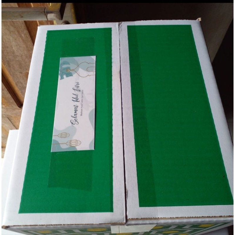 

Paket Hampers Parcel Lebaran Kemasan Box, Ready Stock Delivery Jogja