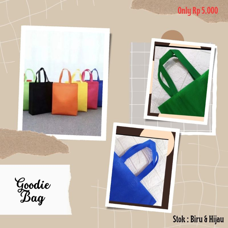 

Goodie Bag ukuran 30x40 cm