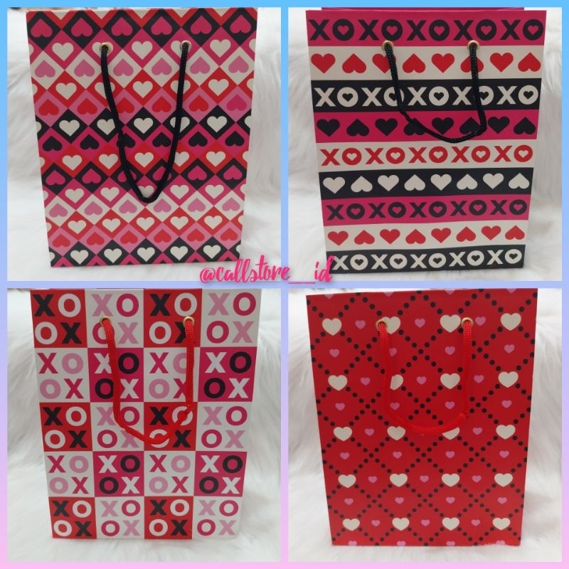 

PAPERBAG KIKY MOTIF LOVE XOXO / PAPERBAG TALI KIKY LOVE XOXO