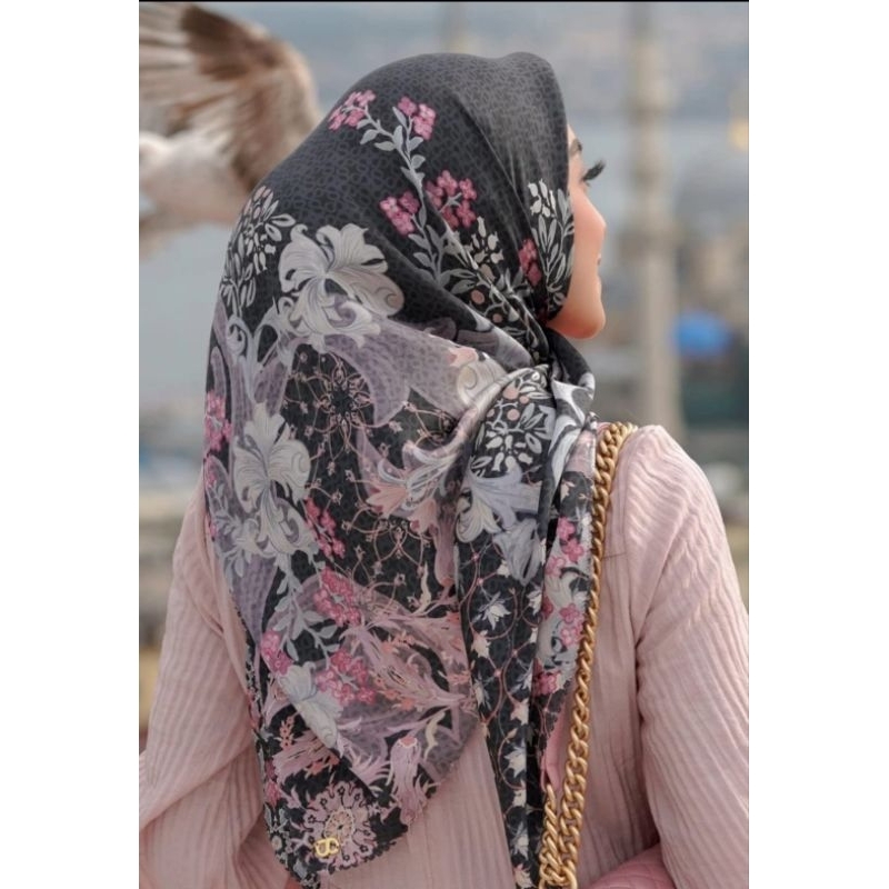 TOPKAPI SERIES ORIGINAL BUTTON SCARVES