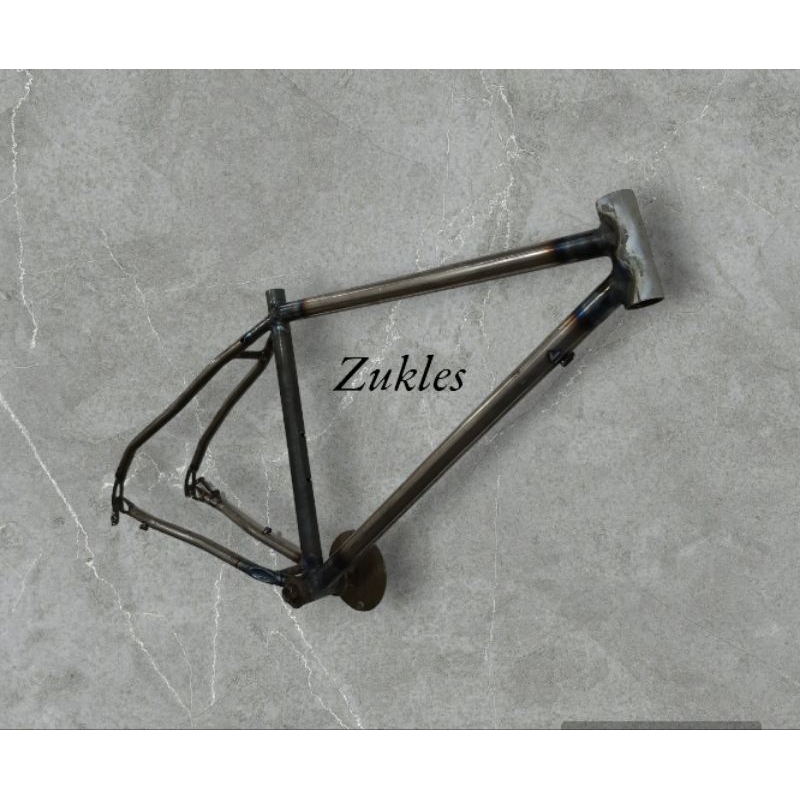 frame geometri surly disc trucker