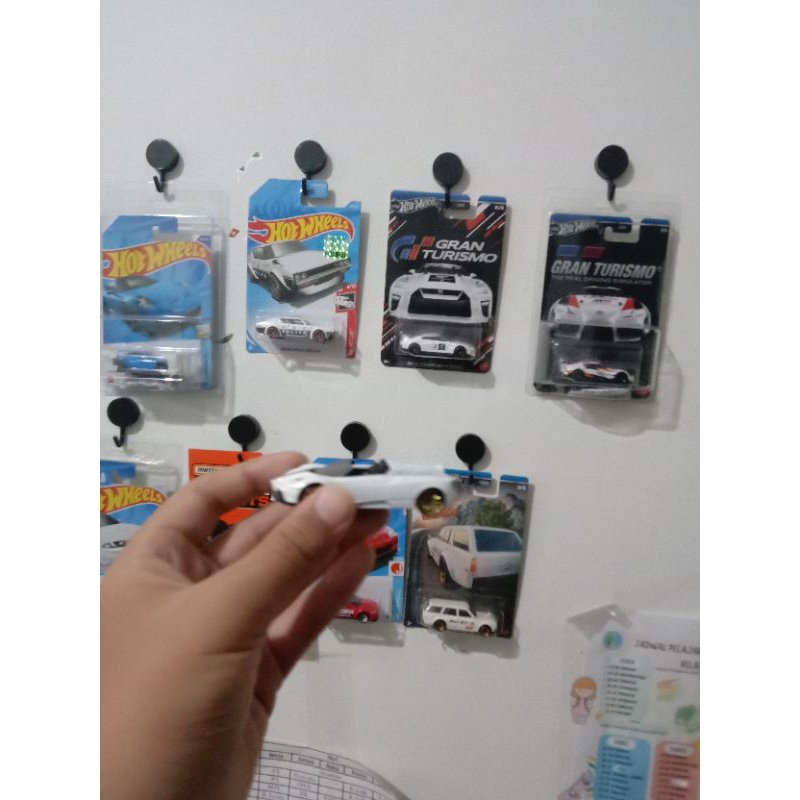 Hotwheels Loose Pagani huayra Putih