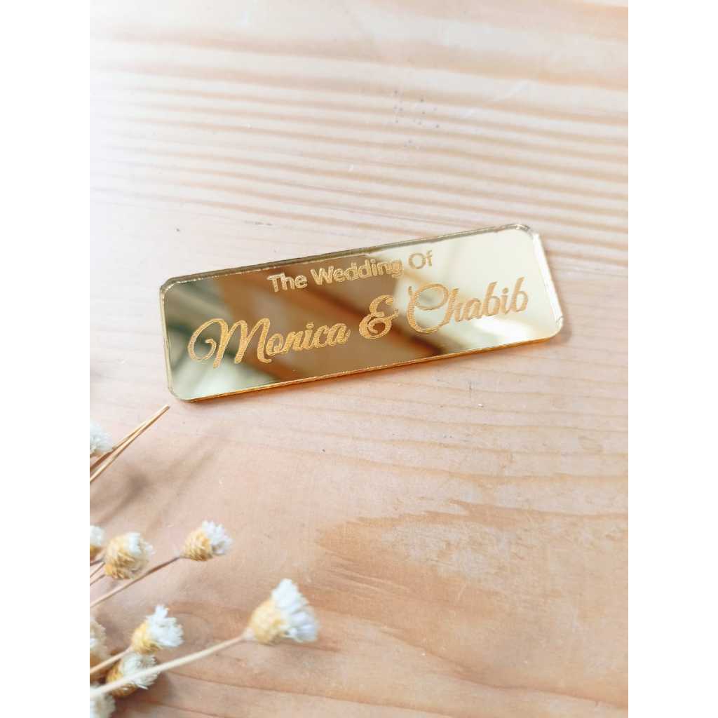 

Plat Label / Plat Nama Mirror Gold / Nama Cutting Akrilik
