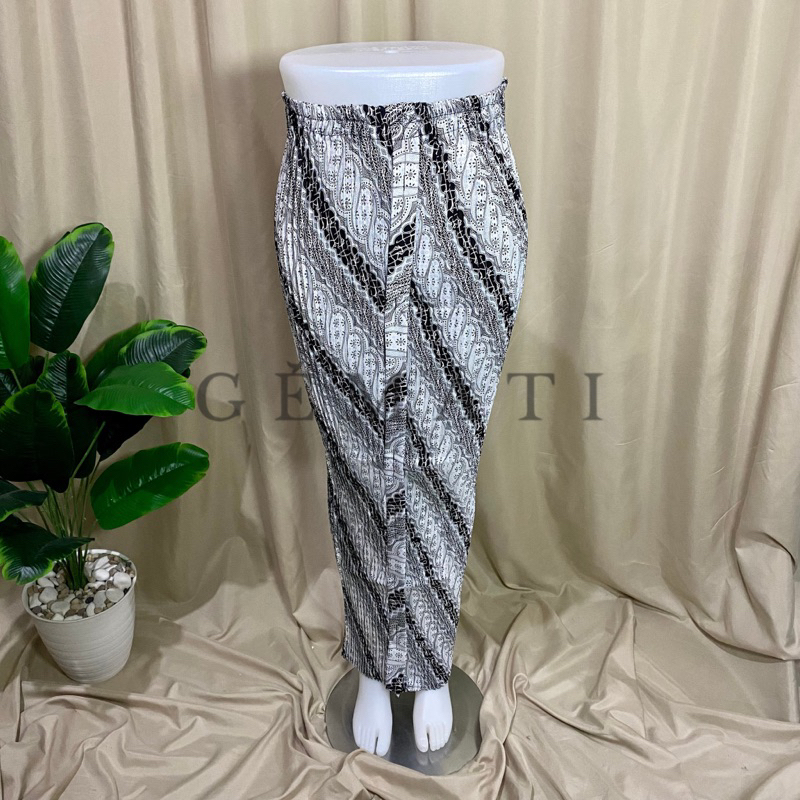 Jarik Rok Plisket Wiru Motif | Warna Putih Kombinasi