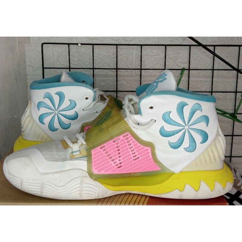 kyrie 6 neon graffiti