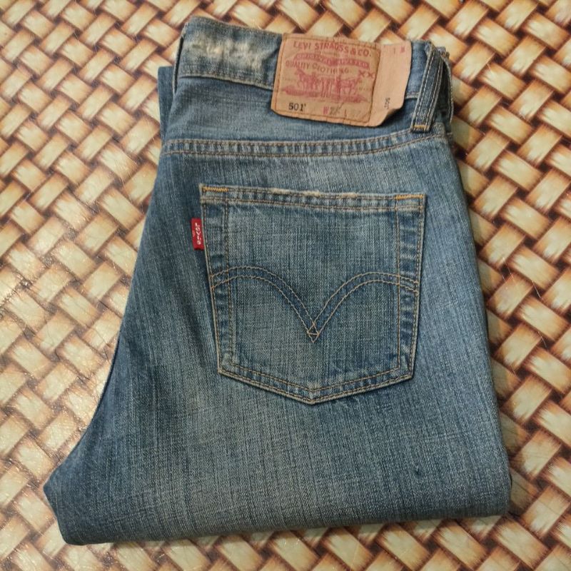 Celana Jeans Denim Second Bekas Branded Pl Levi’s 501 Size 28 Fit Riped