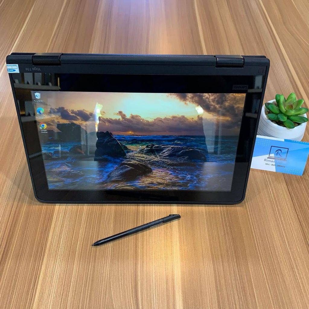 LAPTOP LENOVO THINKPAD YOGA 11E N4100 RAM 4GB SSD 128GB / BEKAS SECOND
