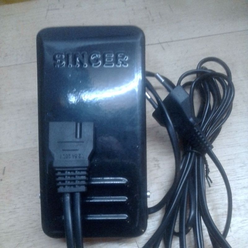 INJAKAN / FOOT CONTROLLER / PEDAL PENGONTROL DINAMO MESIN JAHIT