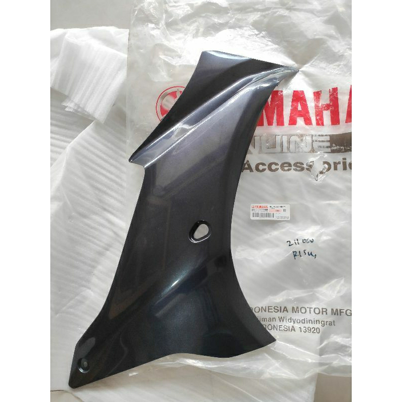 fairing kanan r15 v4 ori