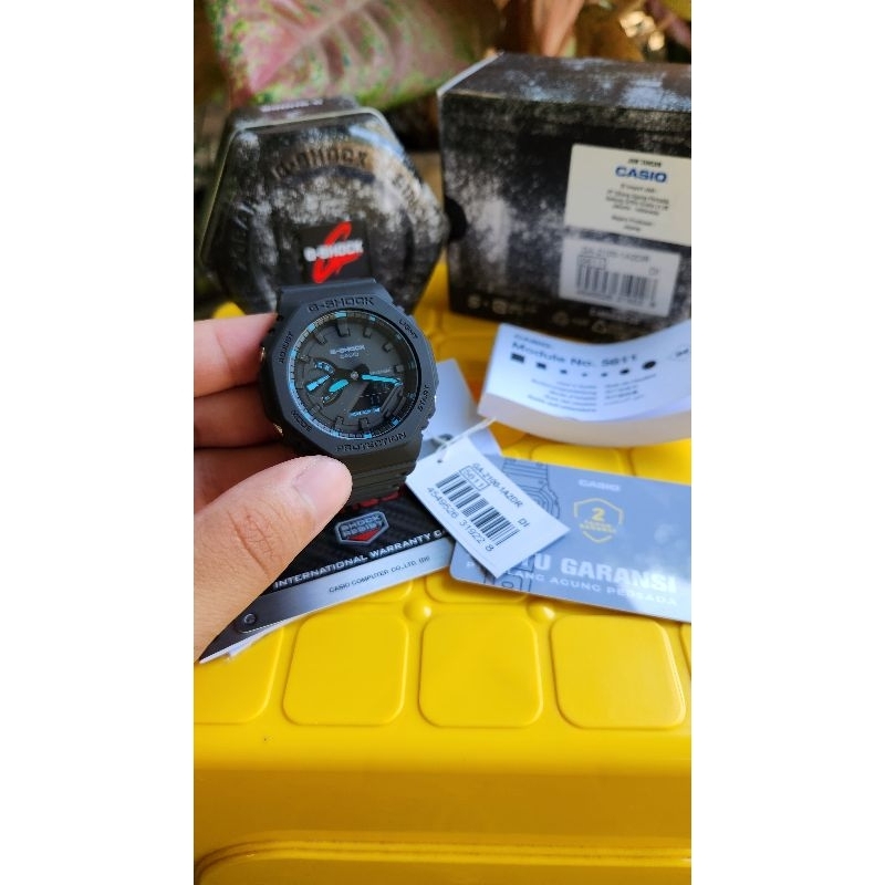 Casio G-Shock GA 2100 Neon Blue Accent Second