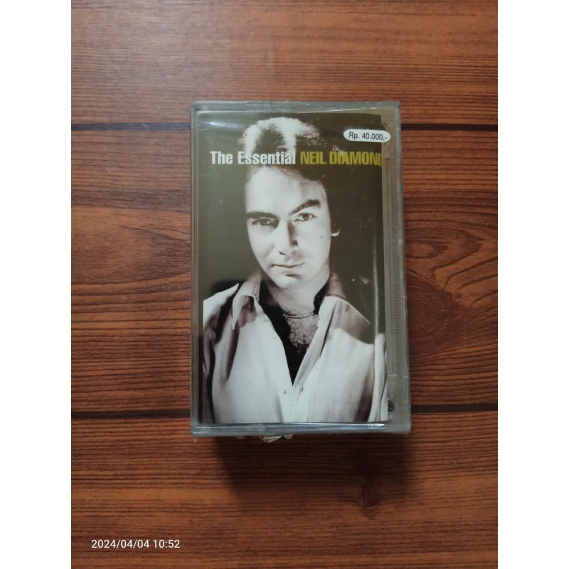 Kaset NEIL DIAMOND The Essential ( PAKET 2 KASET)