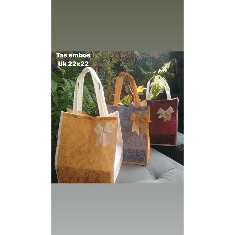 1 lusin tas hajatan embos uk 22x22