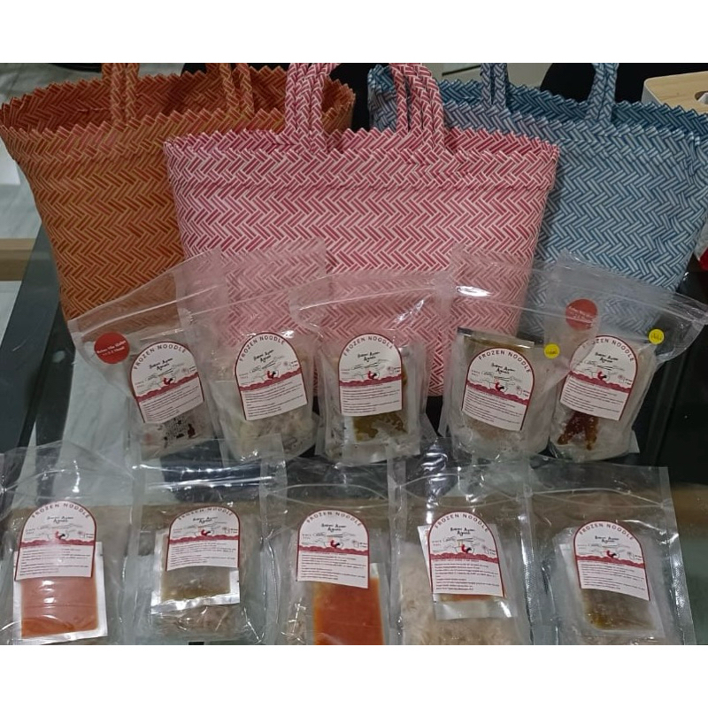 

Bakmi Ayam Aguan paket Hamper isi 10