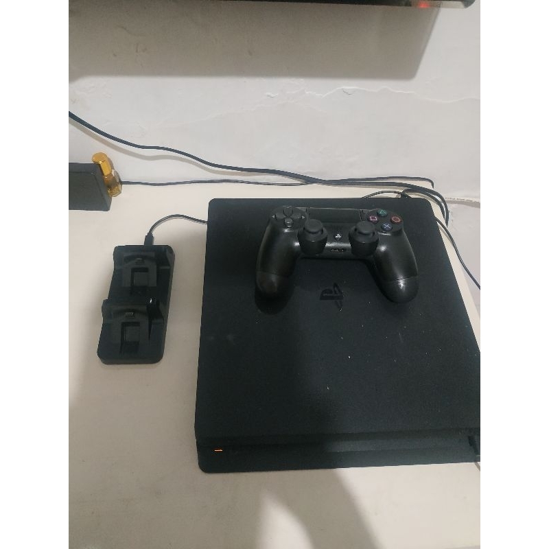 Ps4 slim 500gb ori bekas sudah langganan