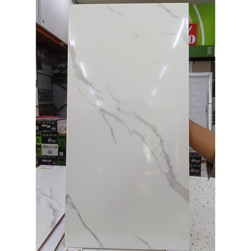 Keramik Dinding Uno Essence White 30x60