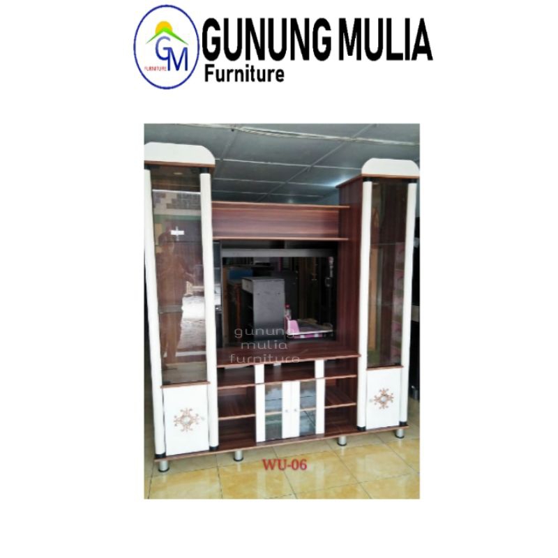 Lemari Hias TV Kaca Particle Board