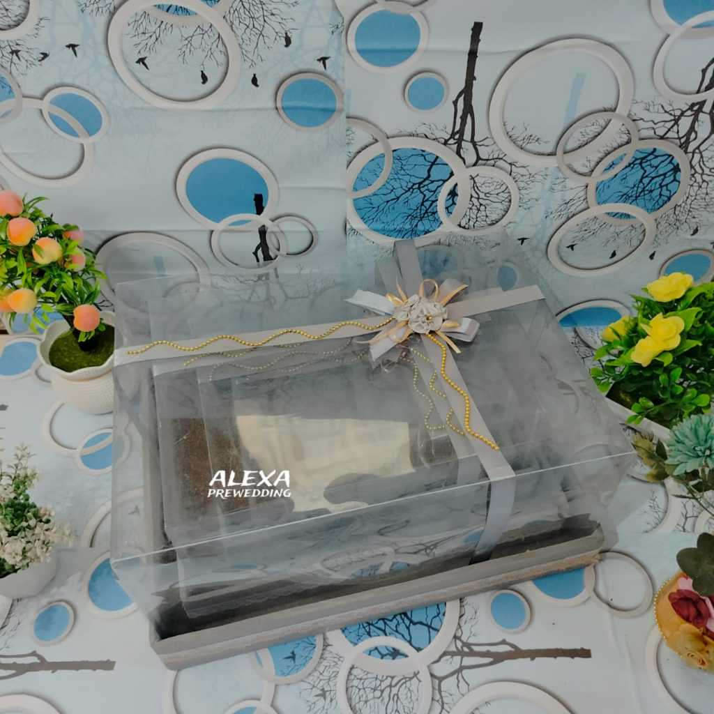 

Paket Box Kotak Seserahan Pernikahan 1 Set Isi 4 Hantaran Parcel Mika Unik Kekinian Mewah