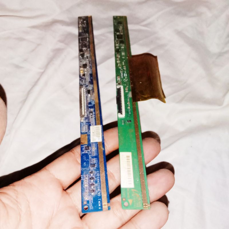 ticon tv led Polytron 32 in ori tanpa cut / tcon tv led Polytron / ticon panel tv led / ticon Polytr