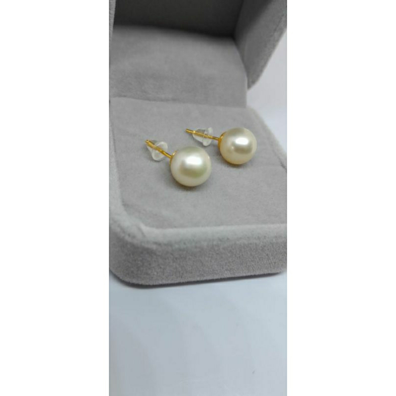 Giwang Emas Mutiara Air Laut white