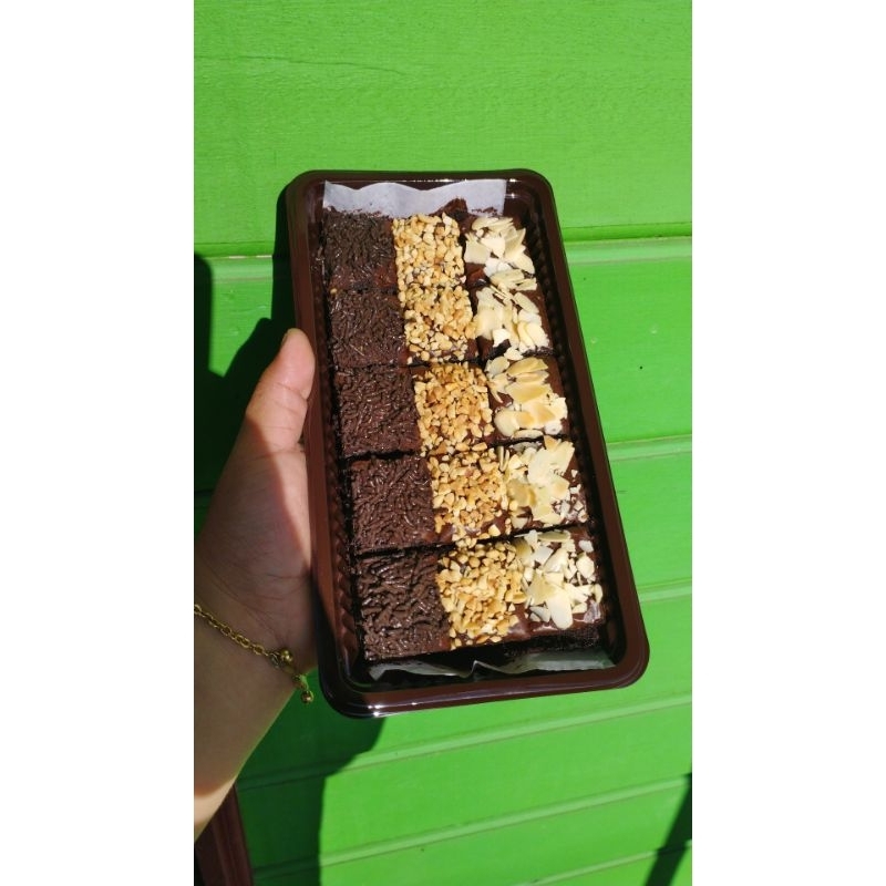 

Brownies Panggang 15 potong