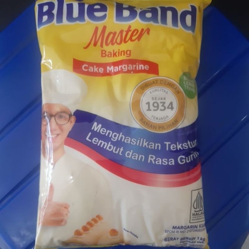 

Blue Band Master 1kg Margarin Kue