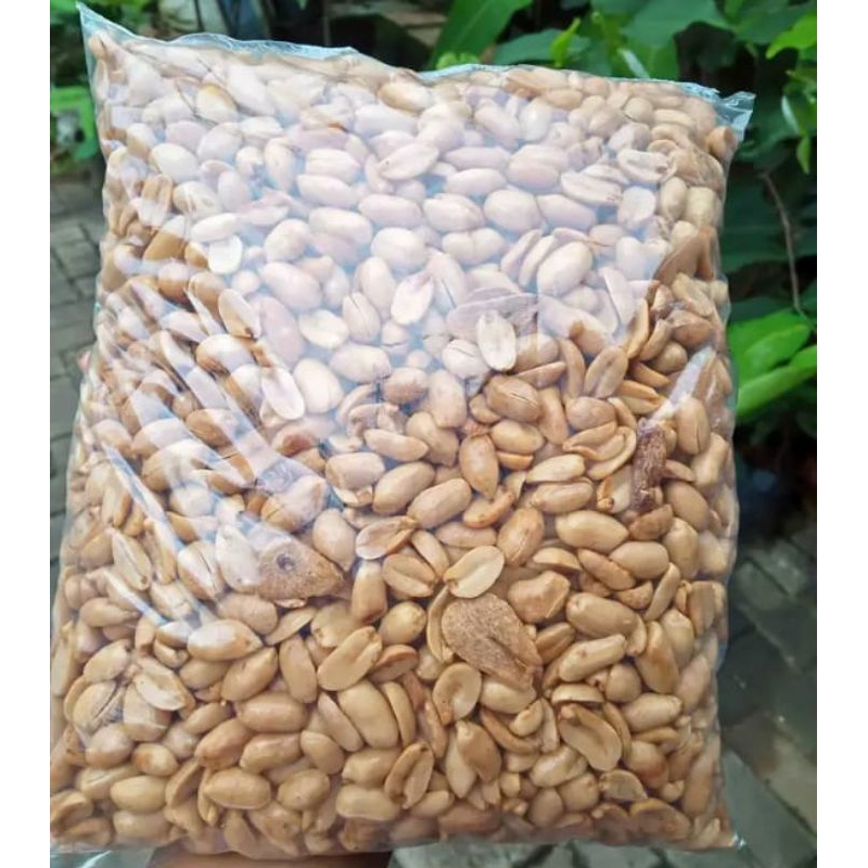 

kacang bawang gurih renyah