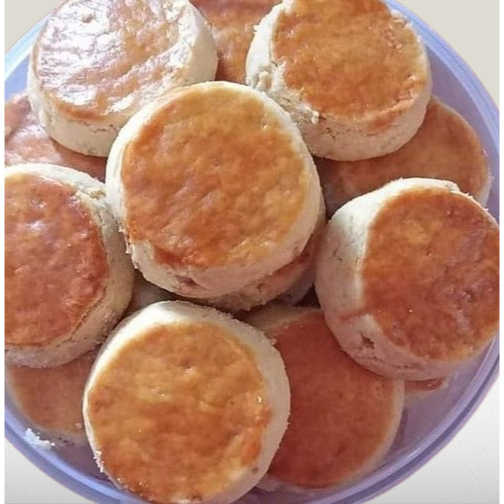 

500gr 1 toples kue kacang jadul / kue kacang jember asli / kue kacang mantap / kue kacang rasa terjamin / kue kacang mak isah jember