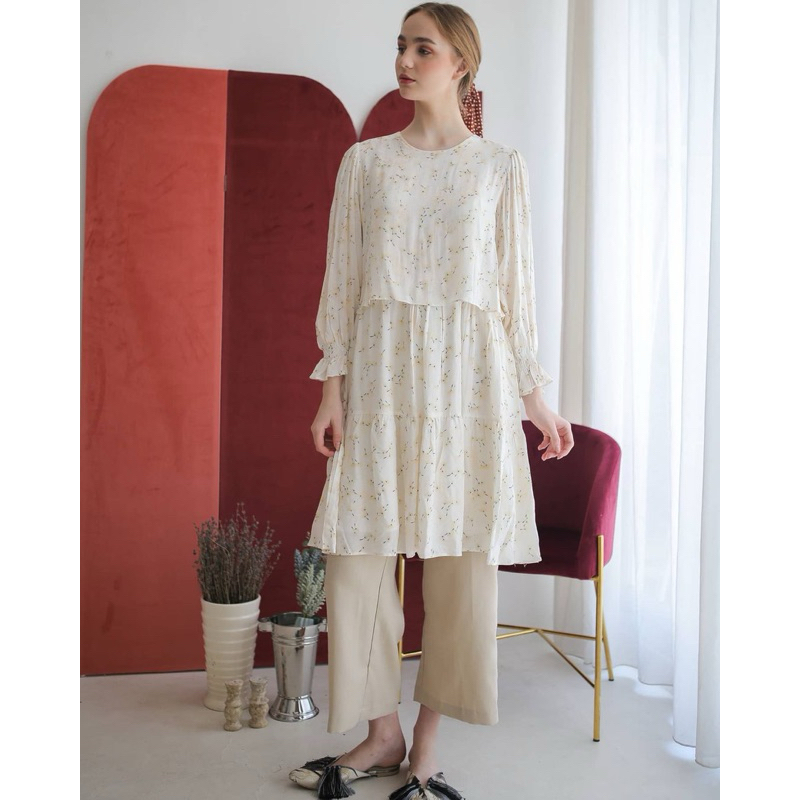 D’amora nursing wear Diane Tunic PRELOVED