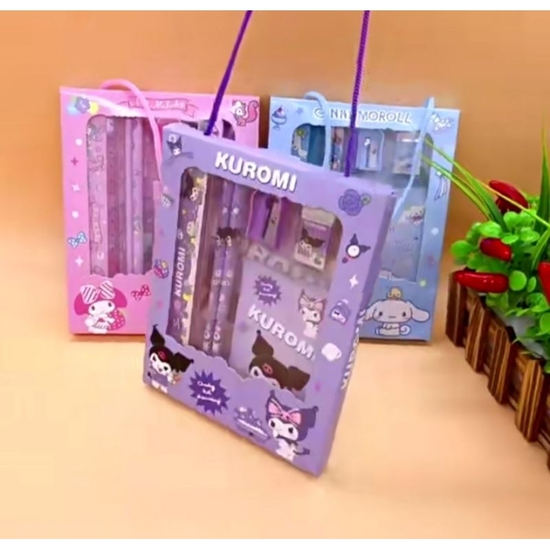 

Alat Tulis Karakter 6 in 1