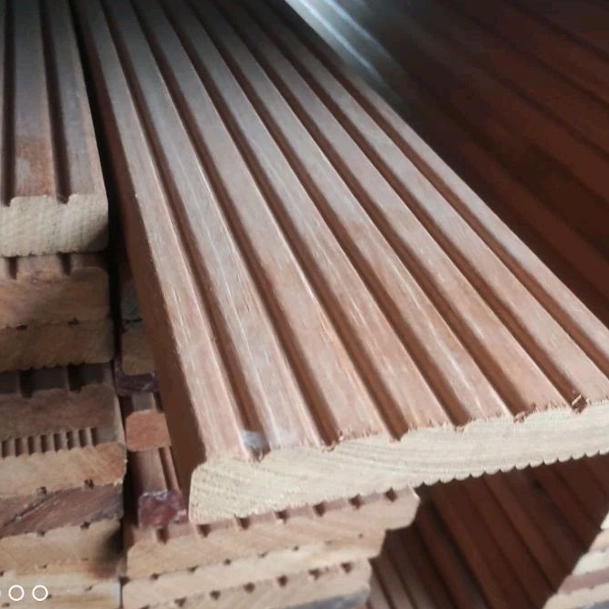 Lantai Kayu Outdoor Tahan Air dan Panas Decking Kayu Bengkirai Murah