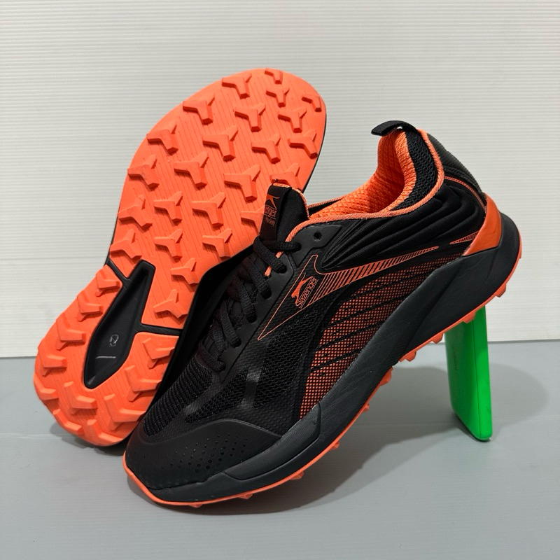Sepatu SLAZENGER HOCKEY BLACK ORANGE TERBARU Original Made indonesia