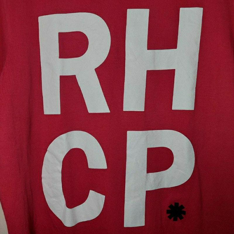 kaos band RHCP x Uniqlo !!