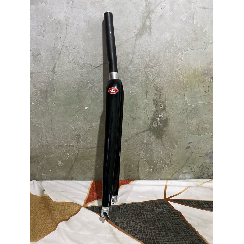 Fork 700c full carbon columbus 500 repainted