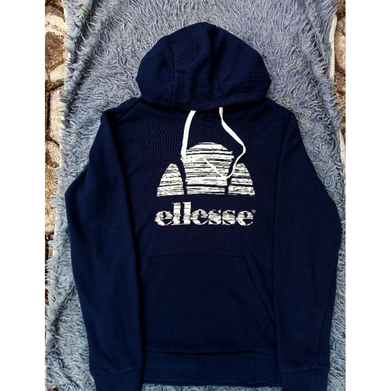 hodie ellese
